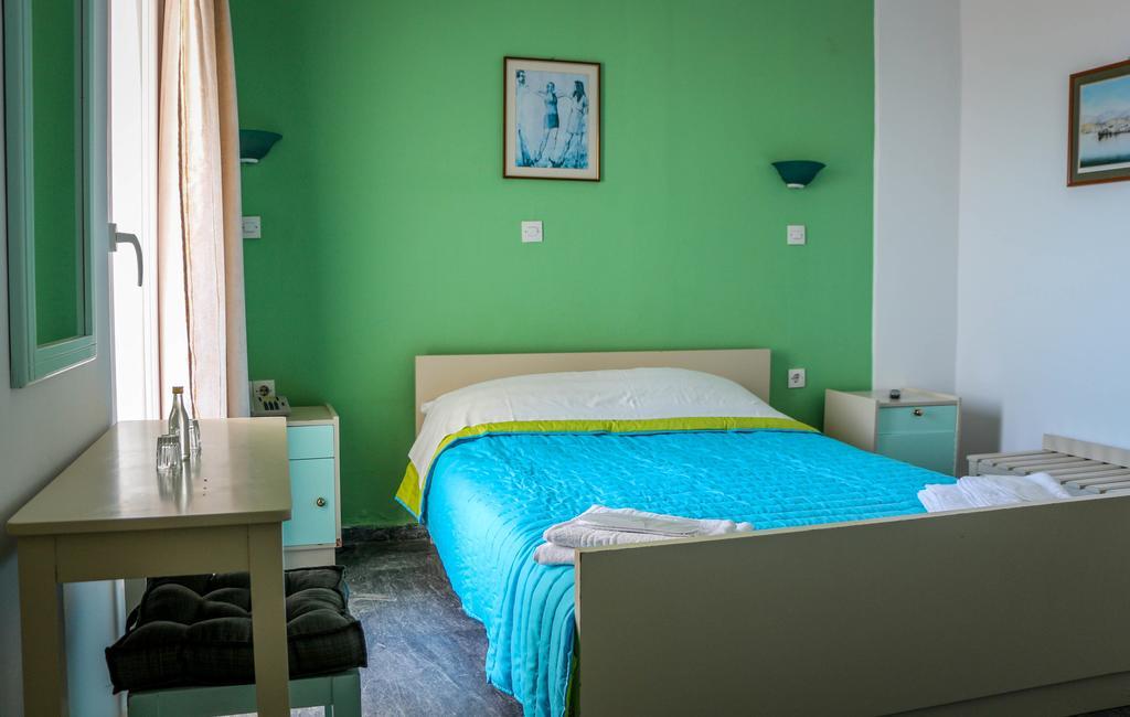 Mirtos Hotel Habitación foto